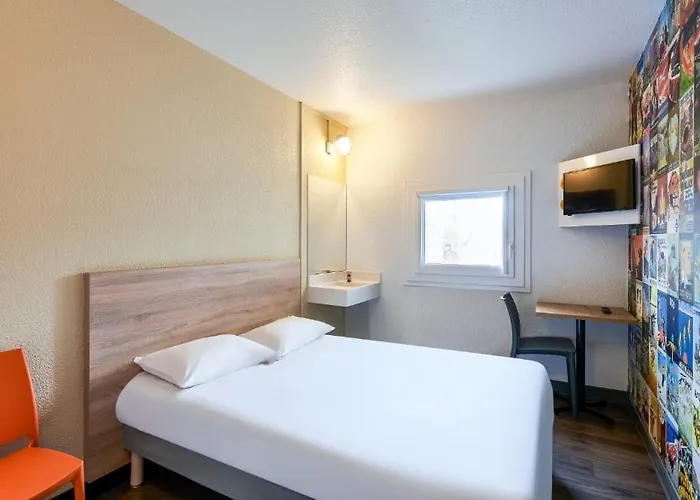 Hotelf1 Mulhouse Bale Aeroport Saint-Louis (Haut-Rhin)